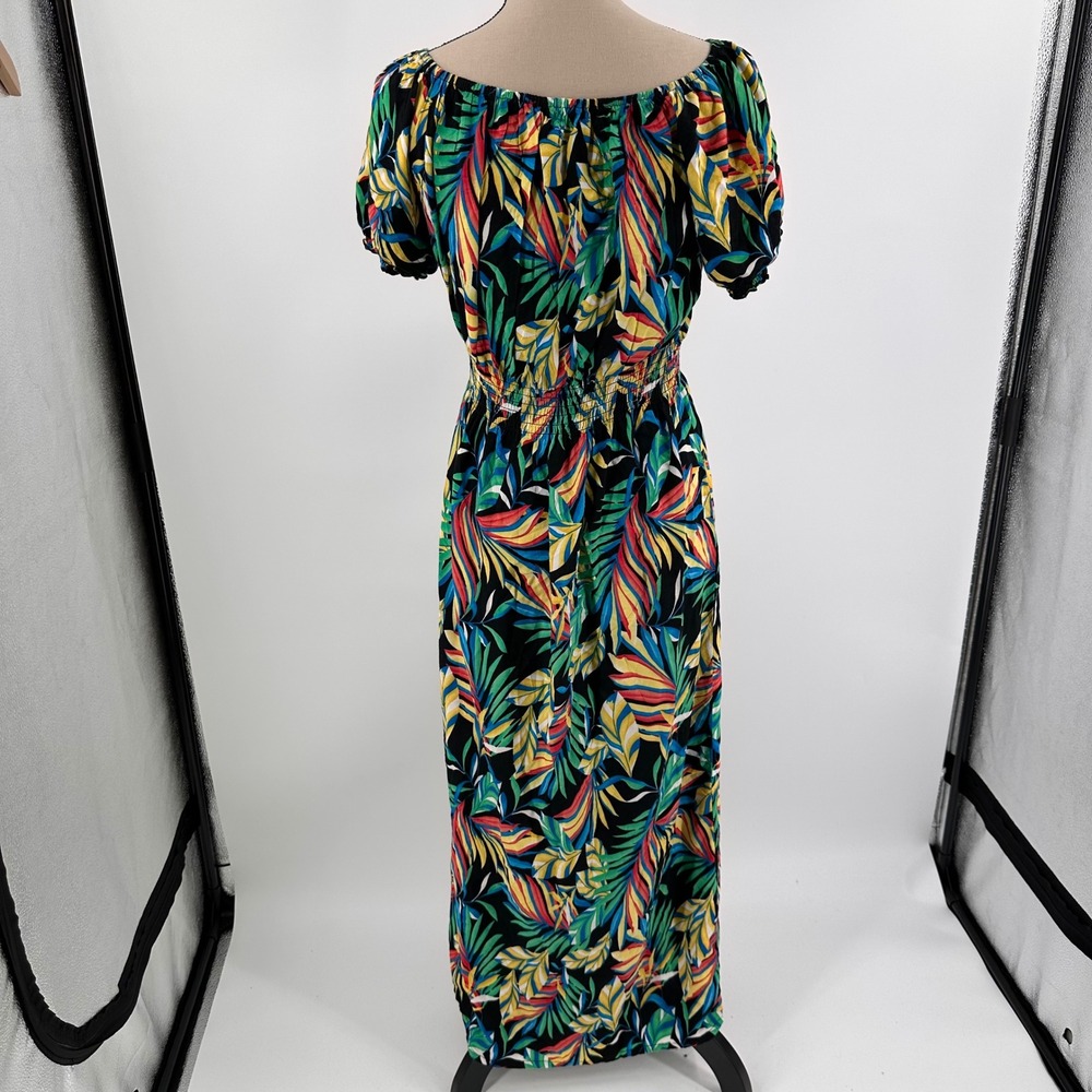 Kindred Tropical Leaf Print Maxi Dress‎ Smocked Waist Medium Colorful Resort